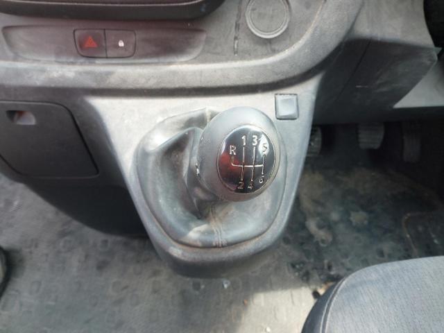 2015 VAUXHALL VIVARO CDT