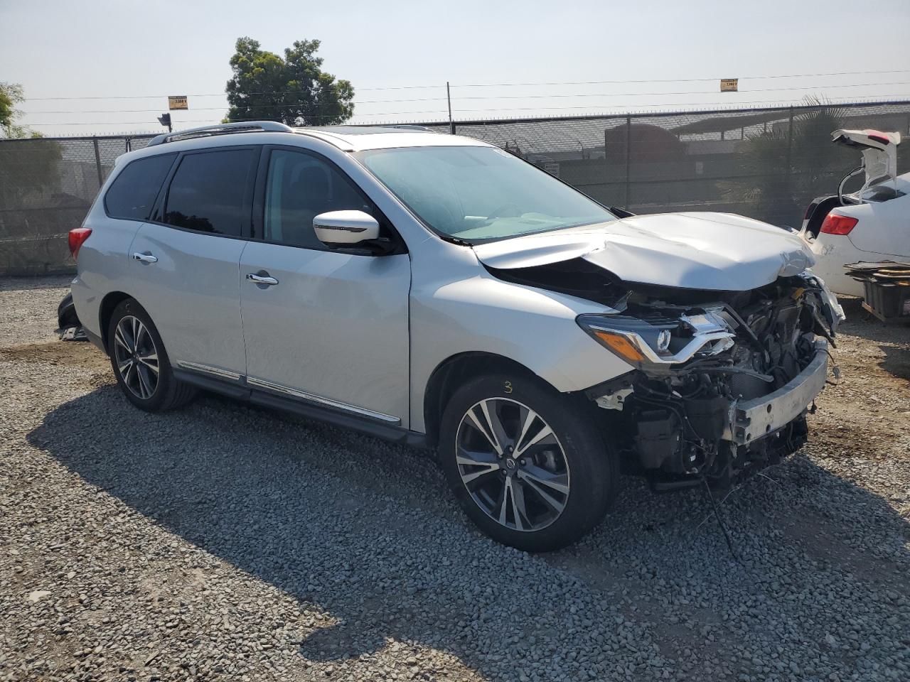 NISSAN PATHFINDER 2020 VIN 5N1DR2DN1LC591088 фото 4
