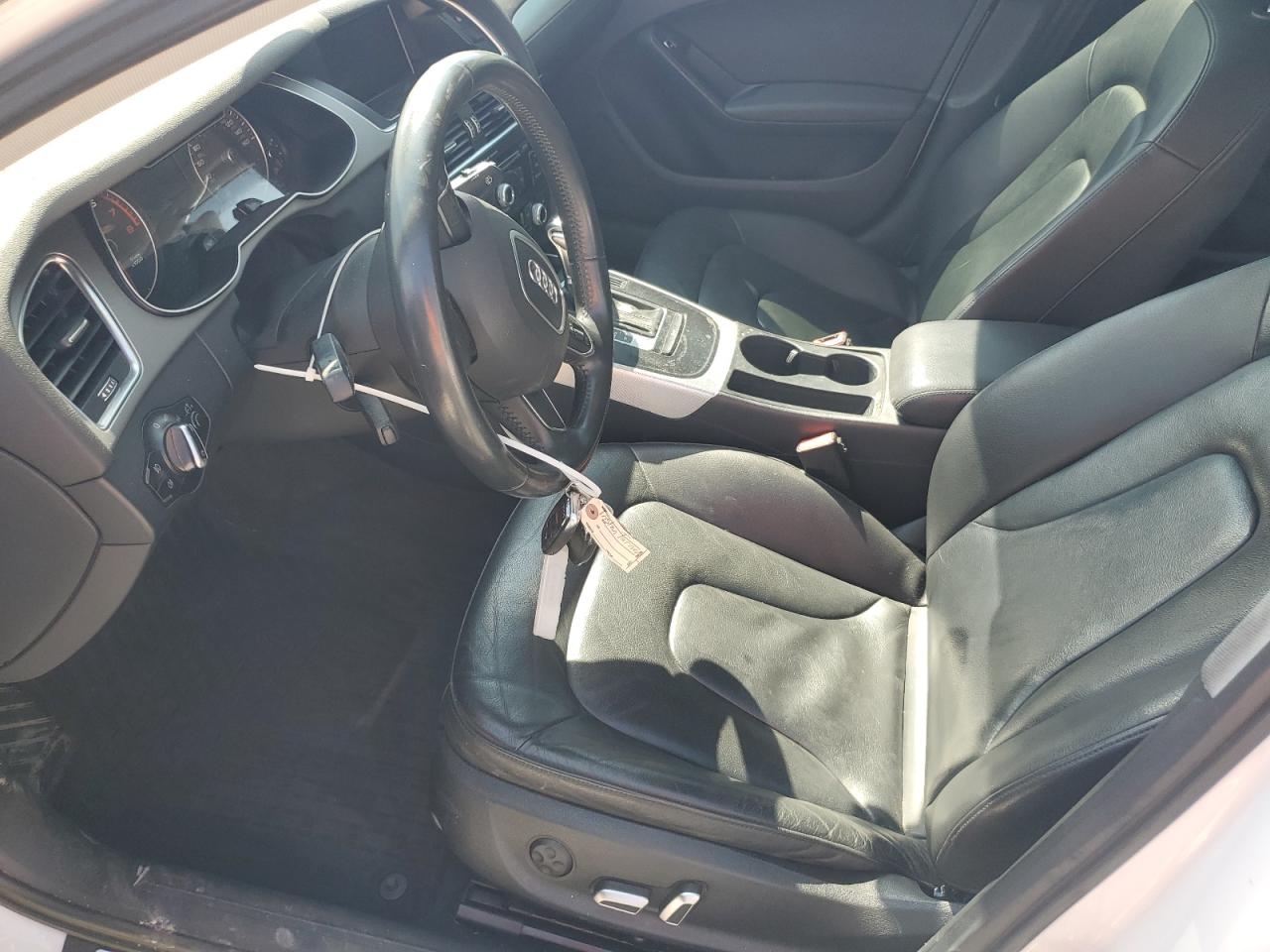 2015 Audi A4 Premium VIN: WAUBFAFL4FN016161 Lot: 62288375