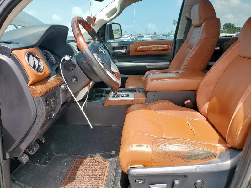  TOYOTA TUNDRA 2016 Czarny