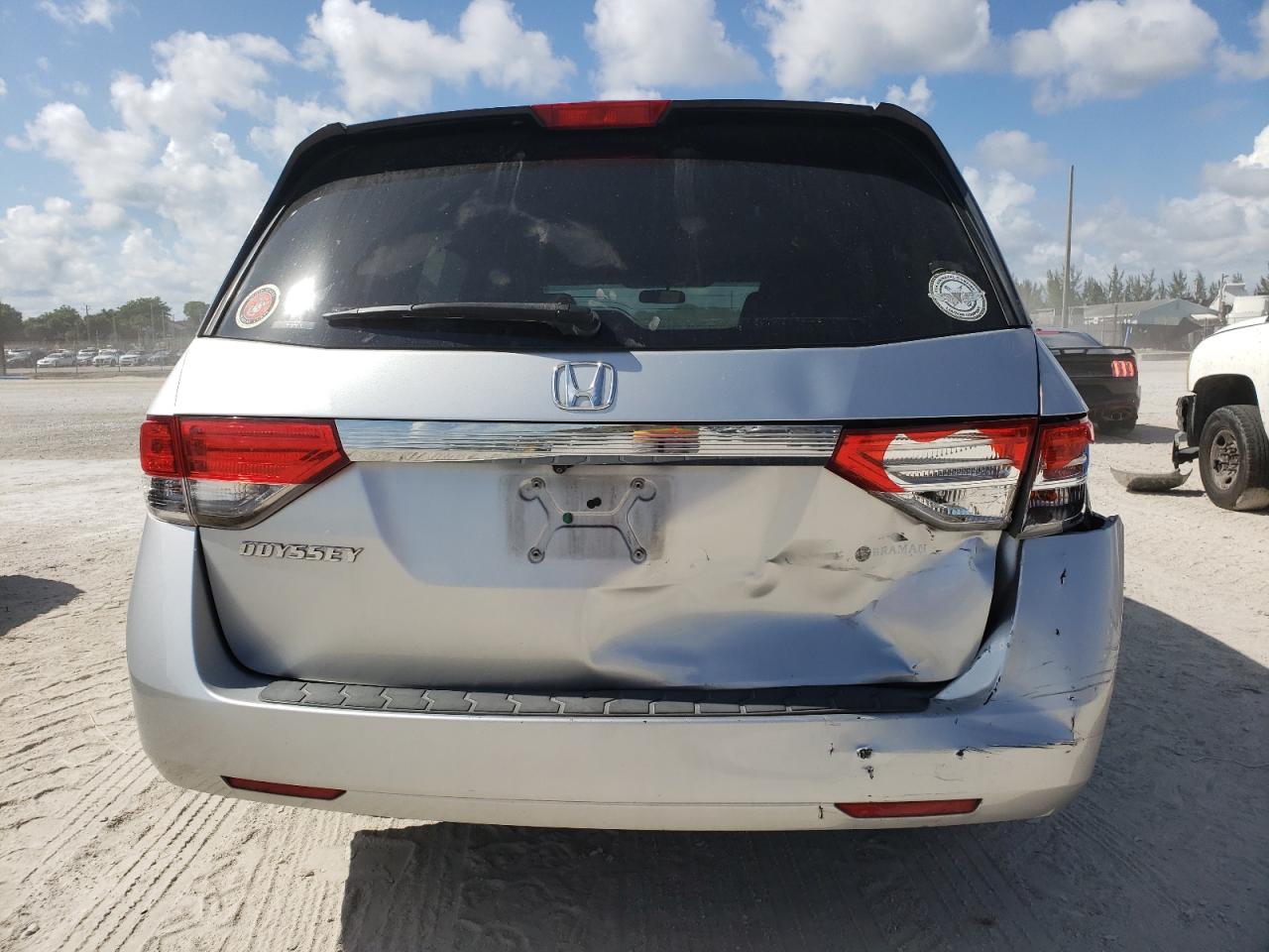 2015 Honda Odyssey Ex VIN: 5FNRL5H47FB021456 Lot: 61943625
