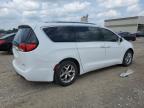 2017 Chrysler Pacifica Limited იყიდება Kansas City-ში, KS - Front End