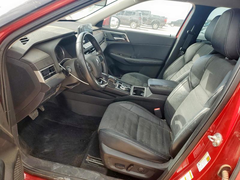  MITSUBISHI OUTLANDER 2022 Красный