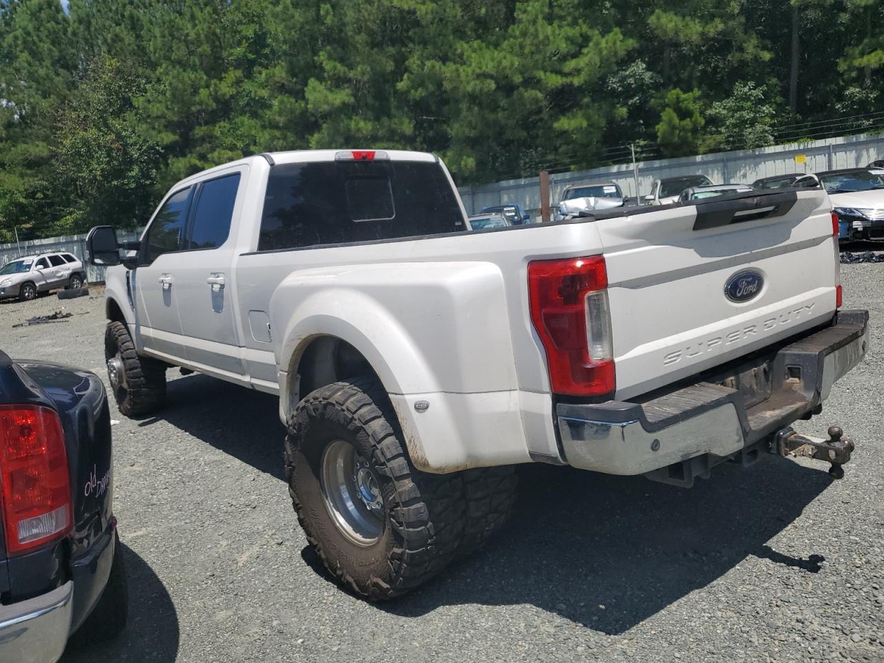 FORD F350 2019 VIN 1FT8W3DT0KEF46553 фото 2