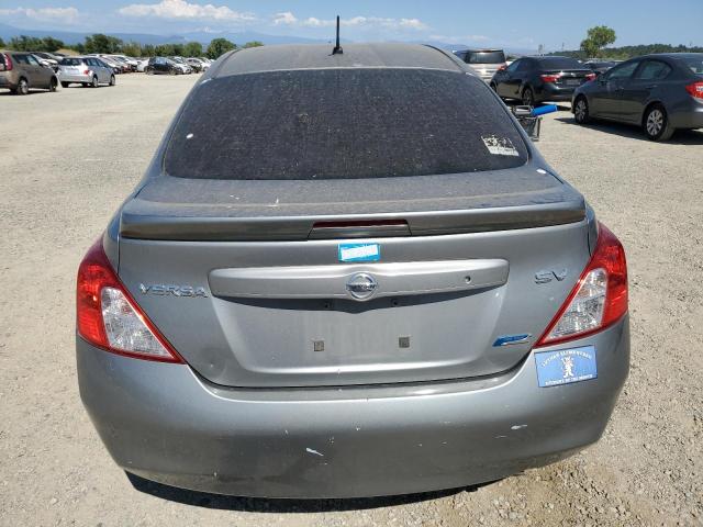 Седаны NISSAN VERSA 2014 Серебристый