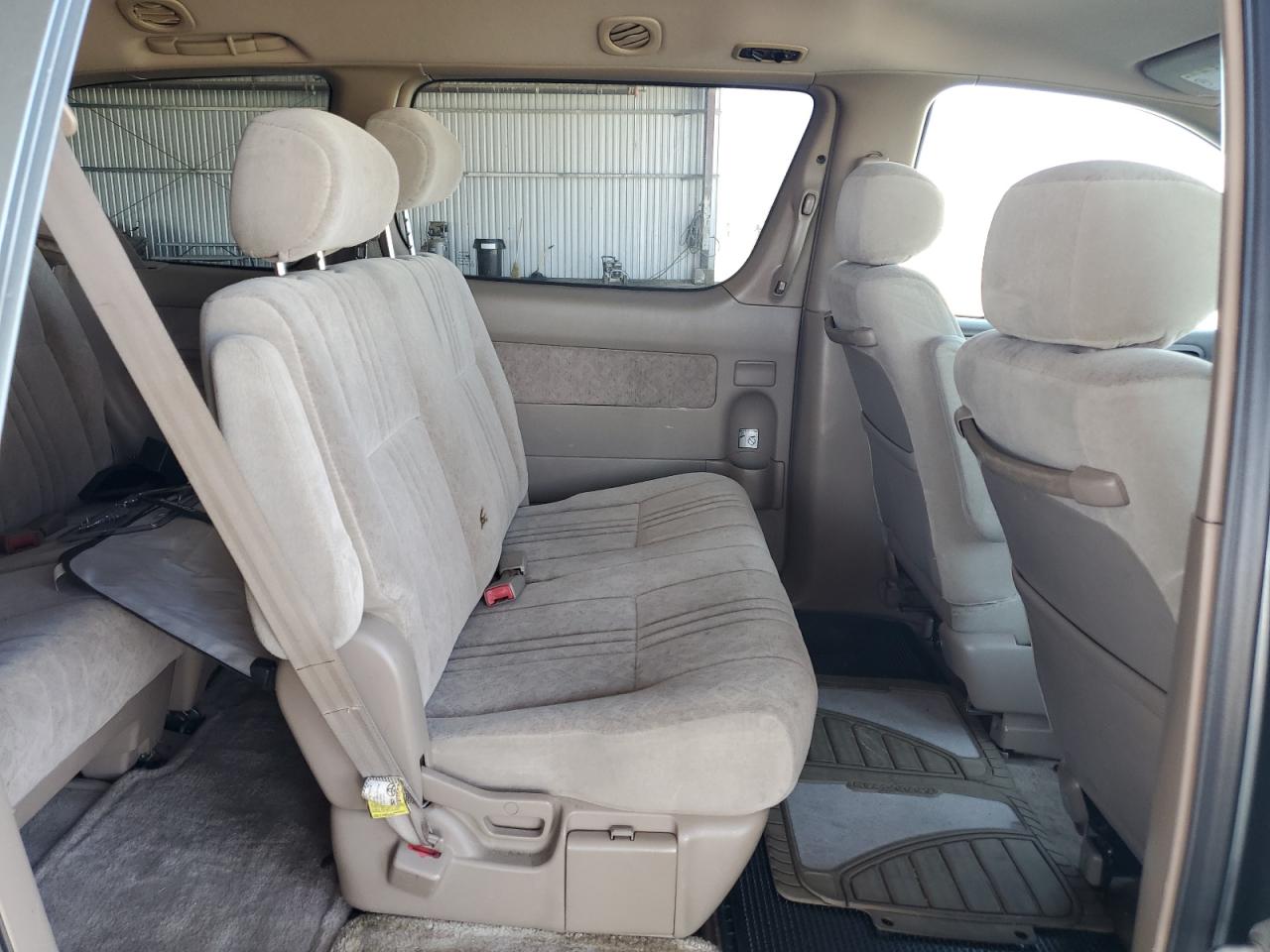 1998 Toyota Sienna Le VIN: 4T3ZF13CXWU052161 Lot: 62871745