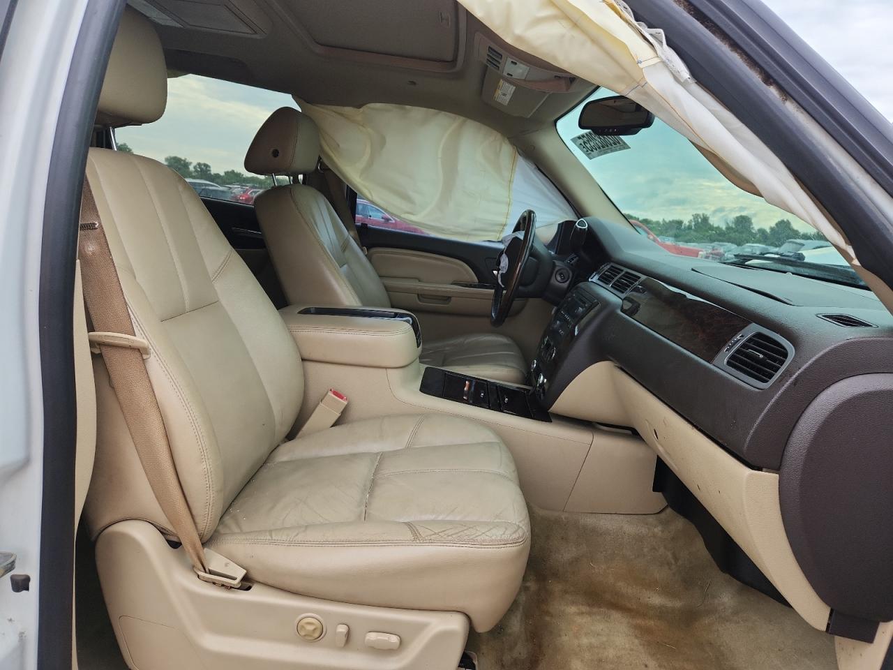 2008 GMC Yukon Xl Denali VIN: 1GKFK66808J157168 Lot: 62882055
