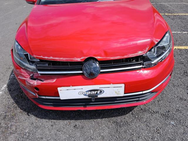 2017 VOLKSWAGEN GOLF SE NA