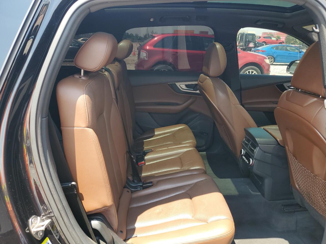 2017 Audi Q7 Prestige VIN: WA1VAAF72HD028071 Lot: 62767695