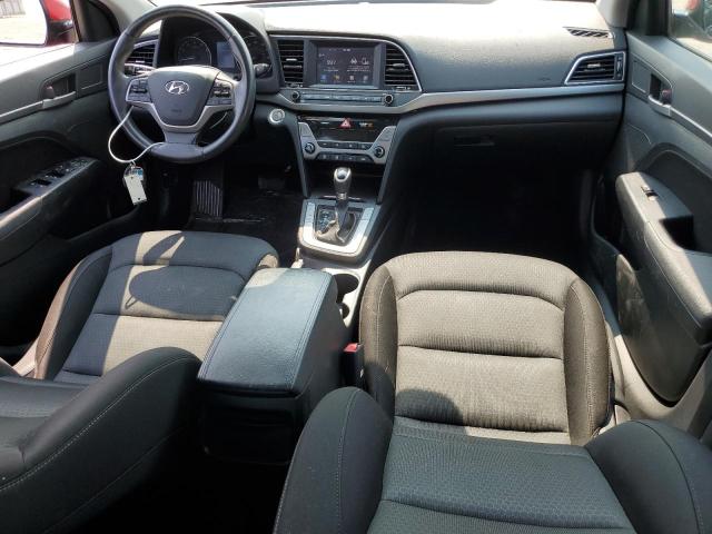  HYUNDAI ELANTRA 2017 Красный