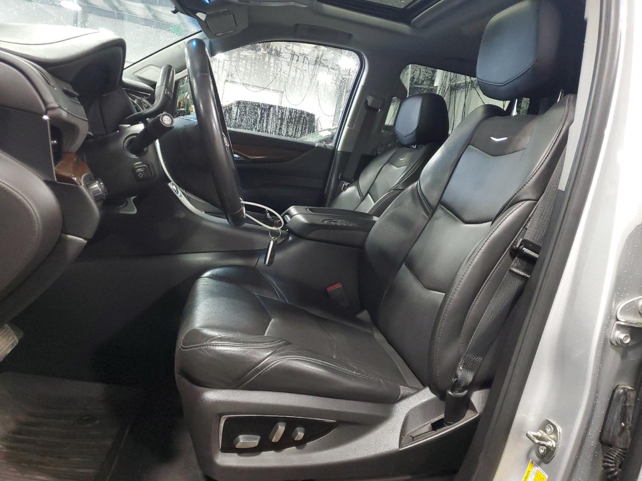 2018 Cadillac Escalade Luxury VIN: 1GYS4BKJ5JR260318 Lot: 58726495