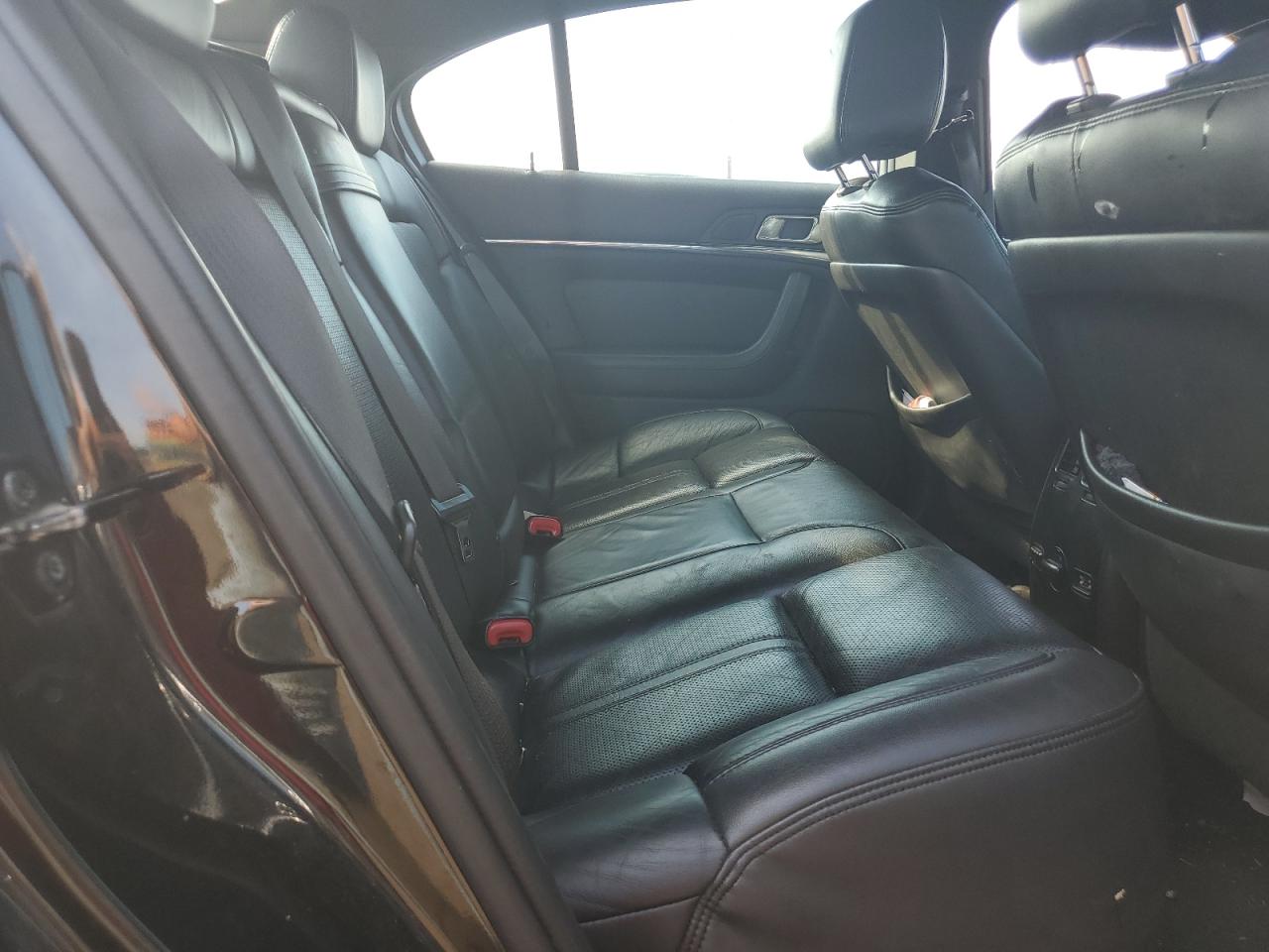 1LNHL9DR5AG615168 2010 Lincoln Mks