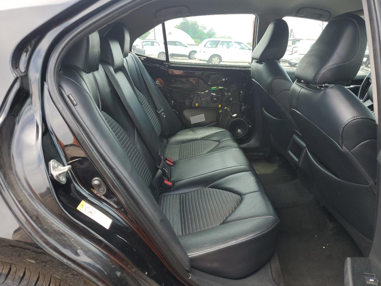 2019 Toyota Camry L VIN: 4T1B11HK7KU198973 Lot: 62568375