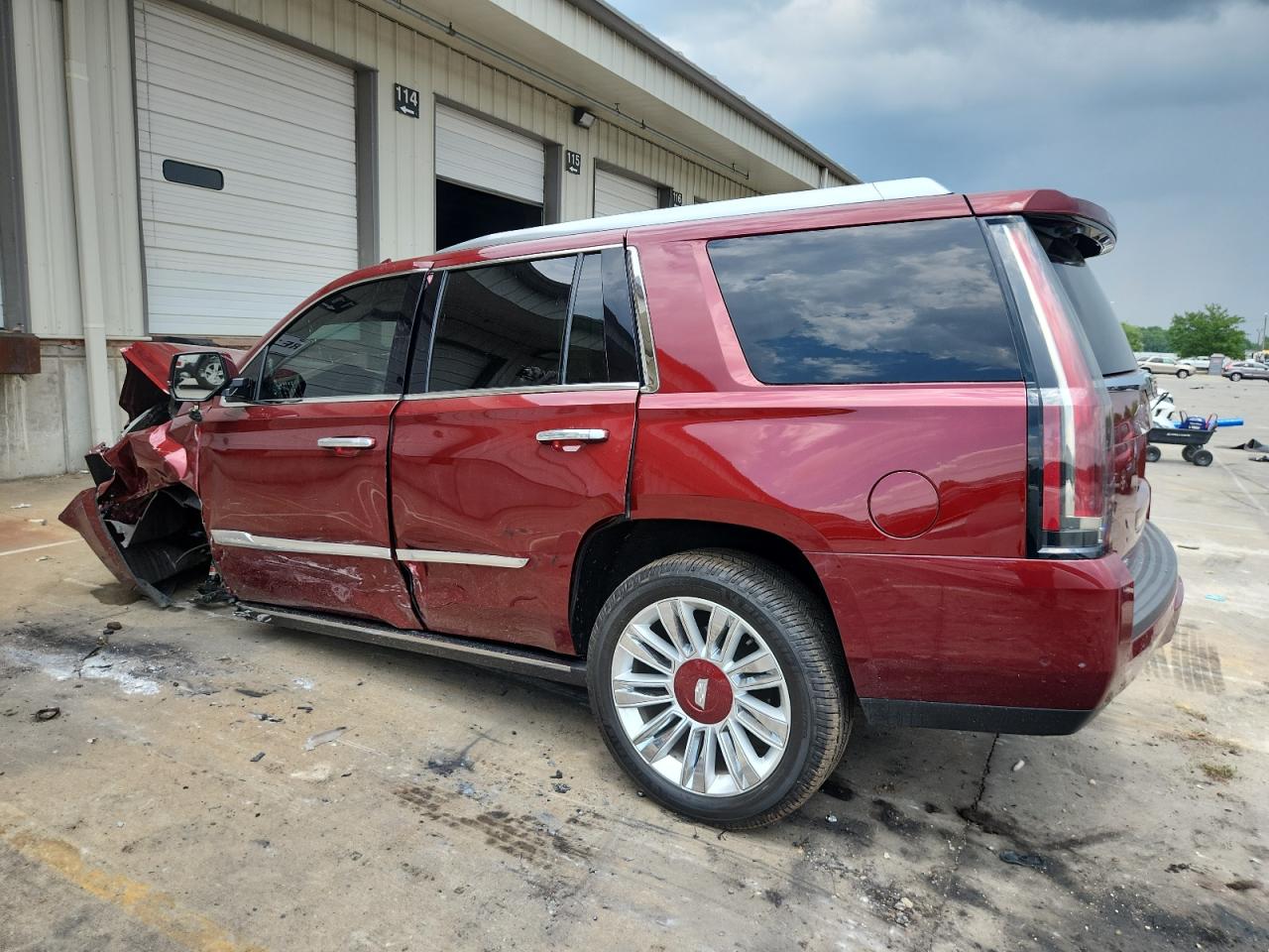 CADILLAC ESCALADE 2020 VIN 1GYS4DKJ3LR171975 фото 2