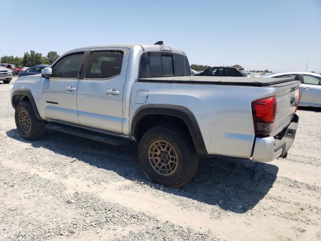  TOYOTA TACOMA 2022 Srebrny