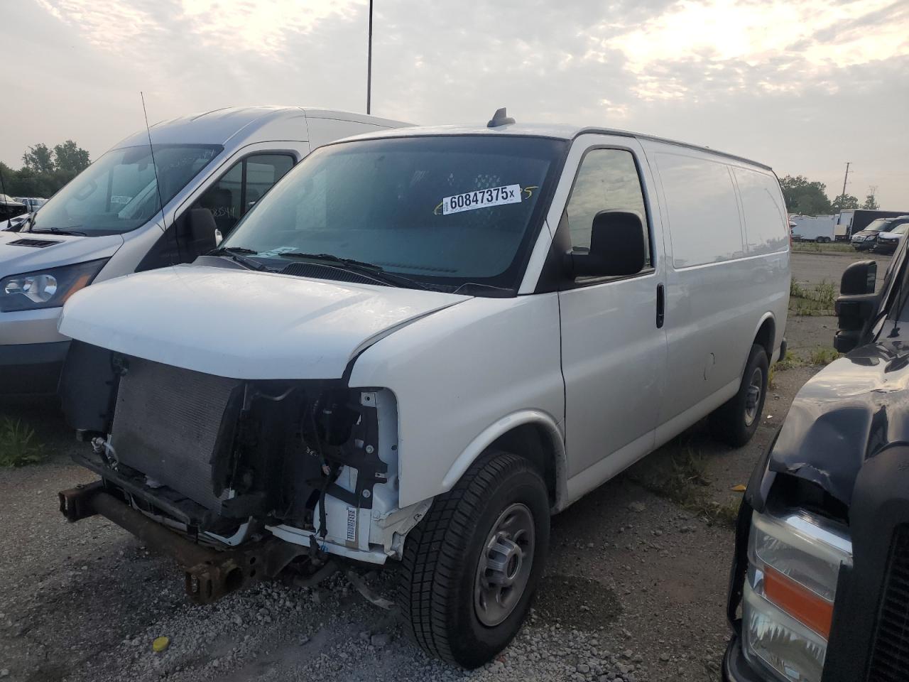 1GTW7AF79M1253026 GMC SAVANA Photo 1