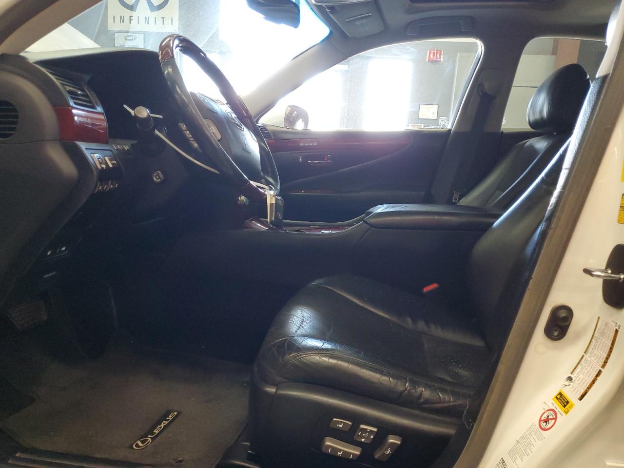 2011 Lexus Ls 460 VIN: JTHCL5EF7B5009281 Lot: 62846505