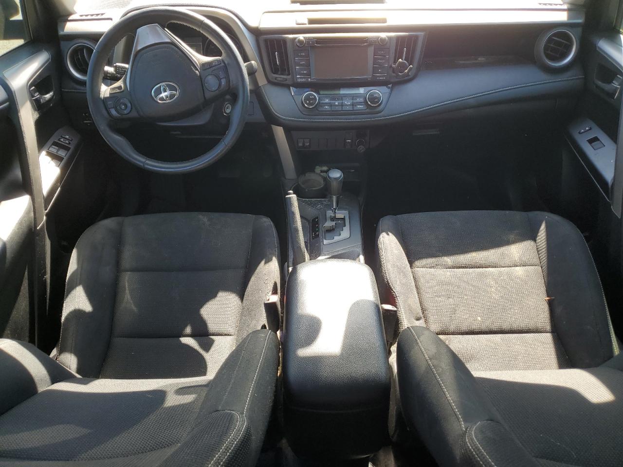 2017 Toyota Rav4 Xle VIN: 2T3RFREV0HW615119 Lot: 63034275
