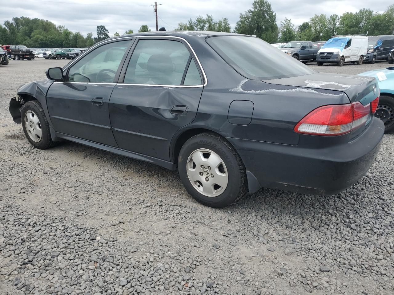 HONDA ACCORD 2002 VIN 1HGCG16502A042202 zdjęcie 2