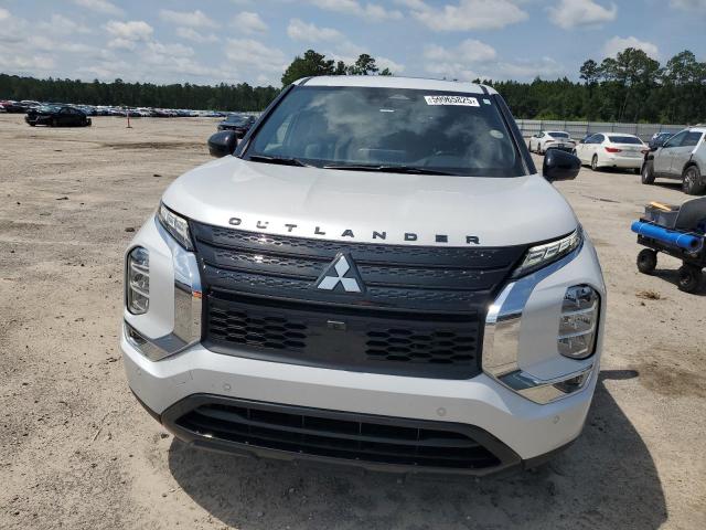  MITSUBISHI OUTLANDER 2024 Biały