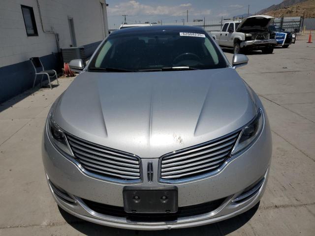  LINCOLN MKZ 2015 Сріблястий