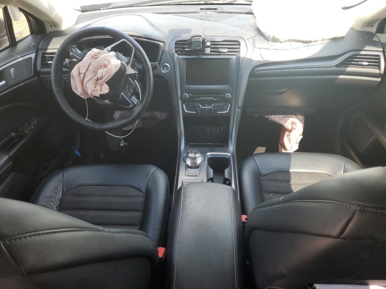 2018 Ford Fusion Se VIN: 3FA6P0H7XJR107667 Lot: 62229115