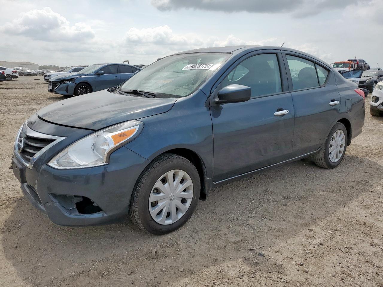 2017 Nissan Versa S за продажба в Houston, TX - Front End
