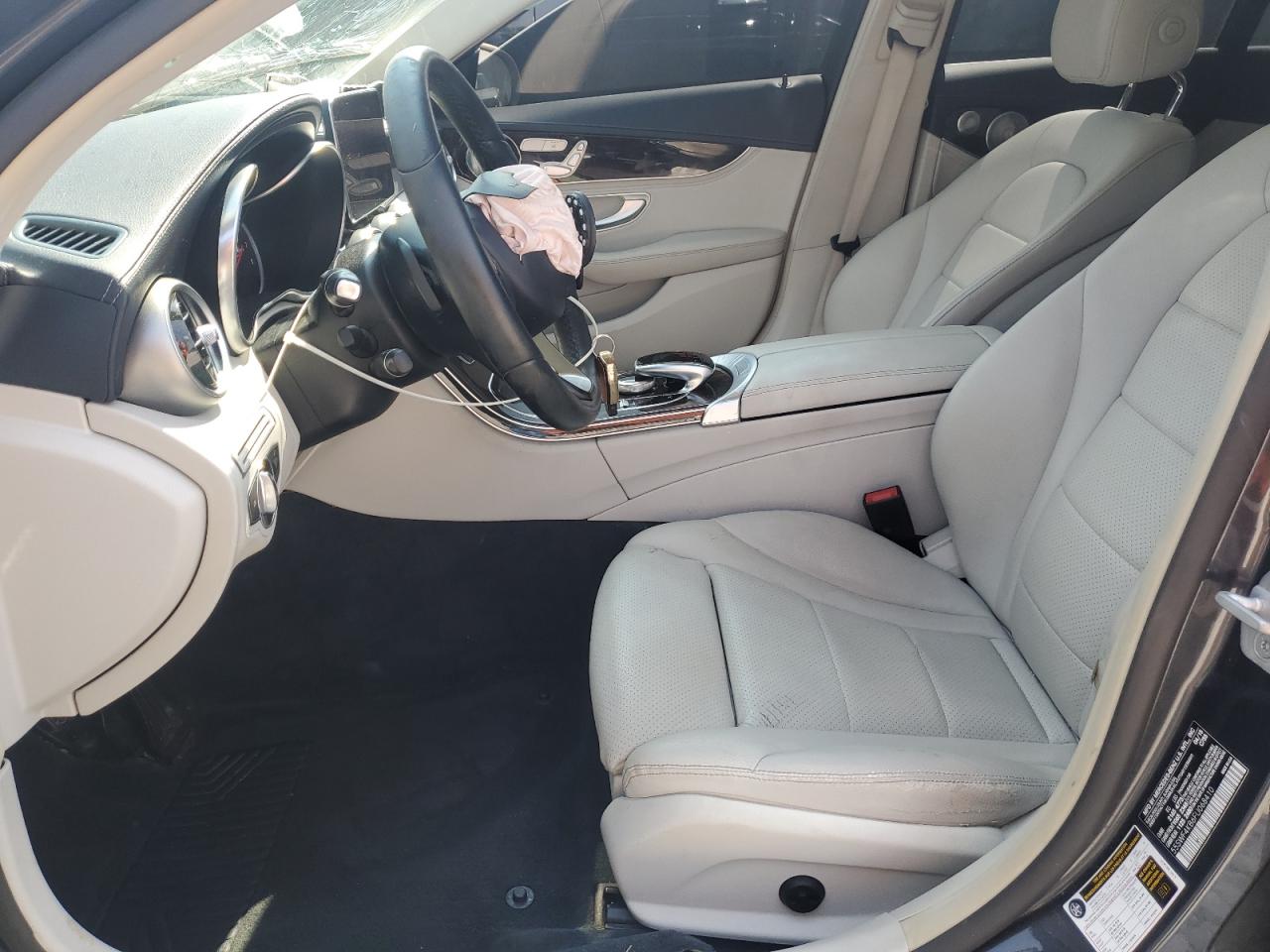 2015 Mercedes-Benz C 300 4Matic VIN: 55SWF4KB6FU068410 Lot: 60426435