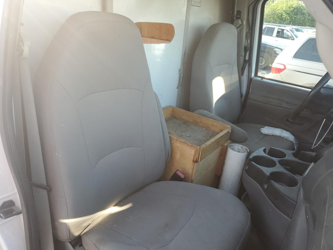 2008 Ford Econoline E350 Super Duty Cutaway Van VIN: 1FDSE35L78DA46472 Lot: 62288435