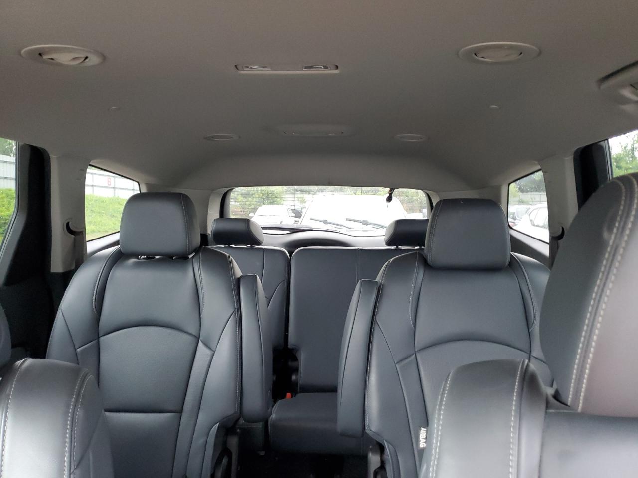2019 Buick Enclave Essence VIN: 5GAERBKW9KJ282324 Lot: 61233965