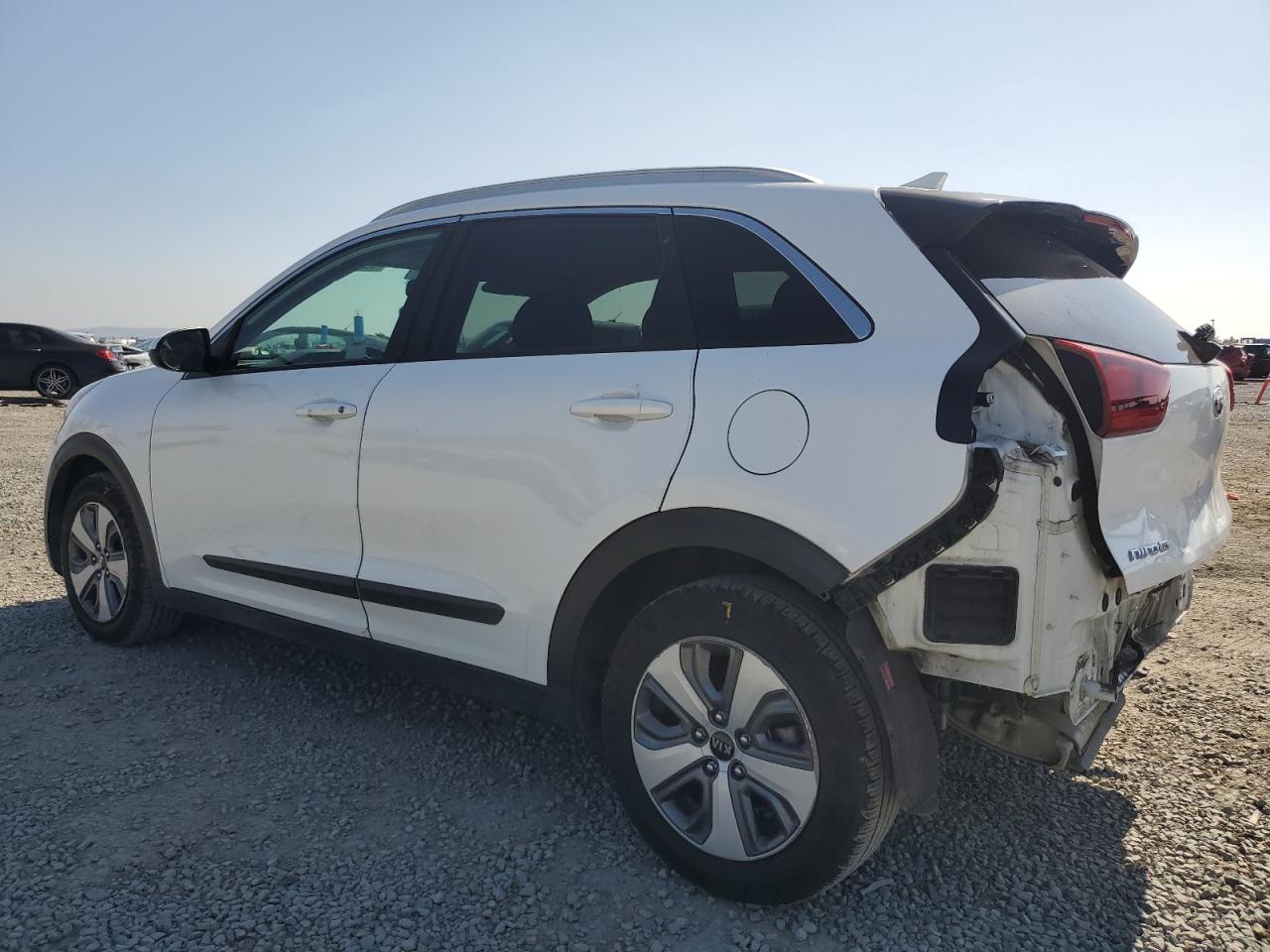 KIA NIRO 2020 VIN KNDCB3LC8L5370487 photo 2