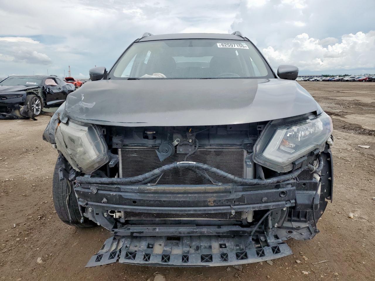 NISSAN ROGUE 2017 VIN KNMAT2MT2HP537158 фото 5