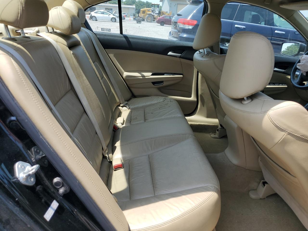 2011 Honda Accord Se VIN: 1HGCP2F64BA154788 Lot: 60656085