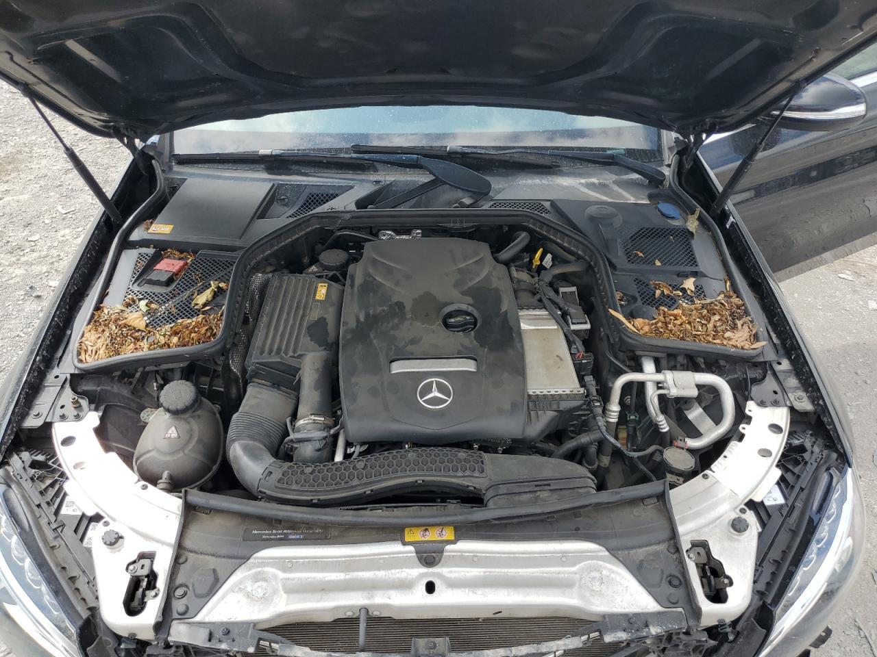 2015 Mercedes-Benz C 300 VIN: 55SWF4JB1FU051256 Lot: 62577535