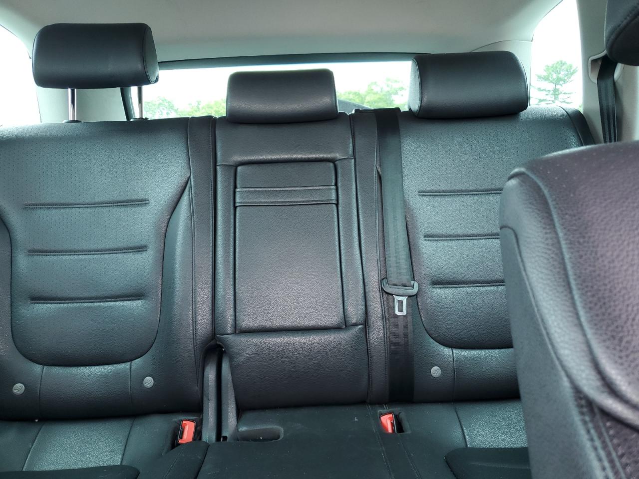 2011 Volkswagen Touareg V6 Tdi VIN: WVGFK9BP6BD001695 Lot: 60738065