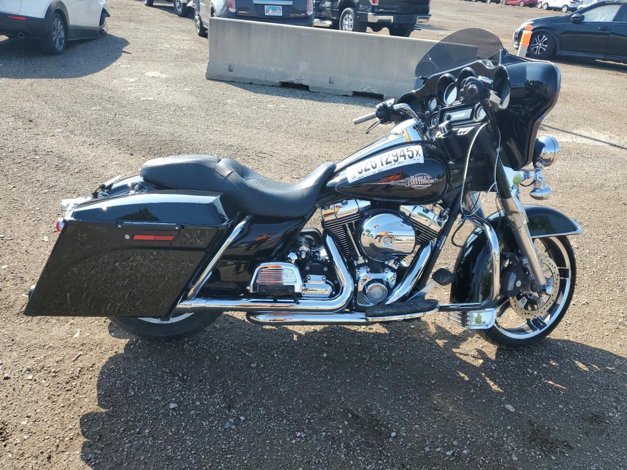 HARLEY-DAVIDSON FL 2009 VIN 1HD1FF4139Y673564