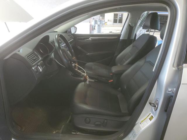  VOLKSWAGEN PASSAT 2017 Silver