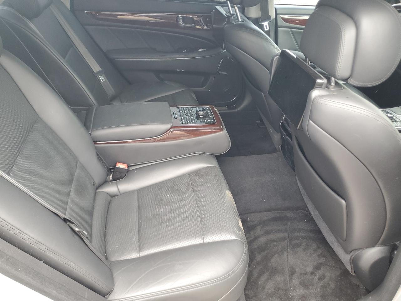 2015 Hyundai Equus Signature VIN: KMHGH4JH6FU094675 Lot: 61941785