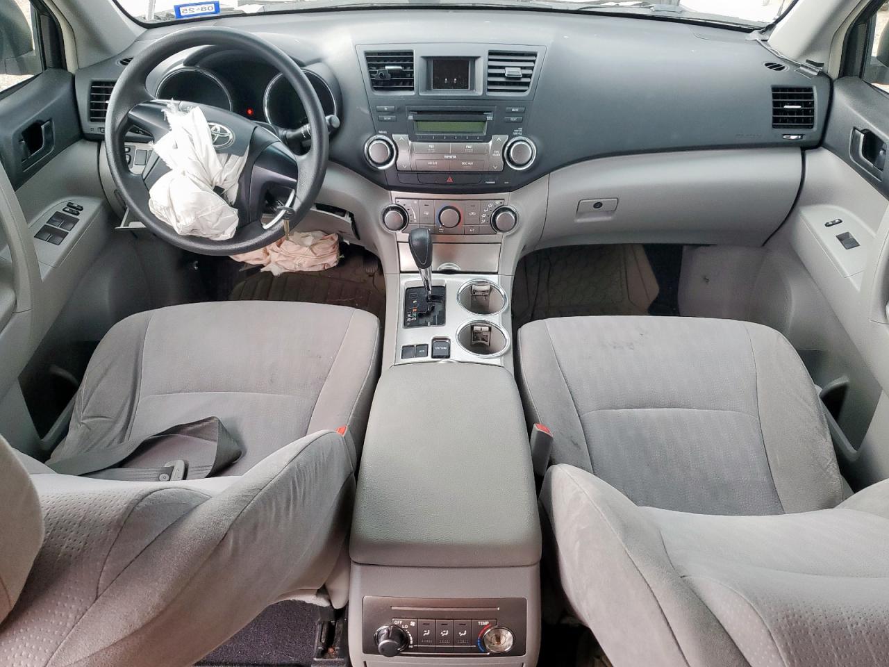 2011 Toyota Highlander Base VIN: 5TDZK3EH3BS048934 Lot: 62937575
