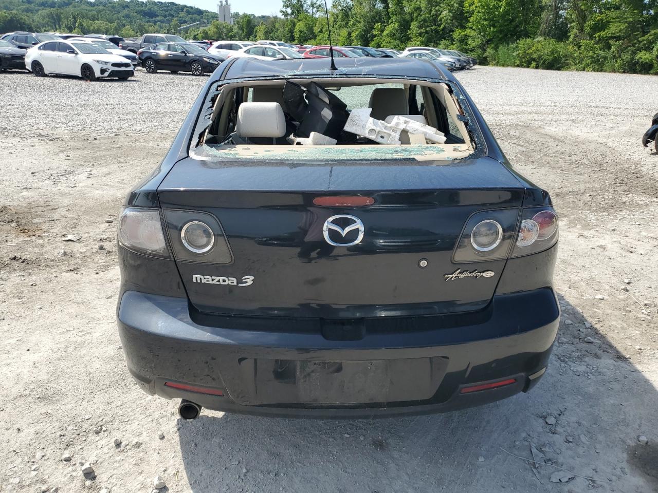2007 Mazda 3 I VIN: JM1BK32F371726137 Lot: 60935175
