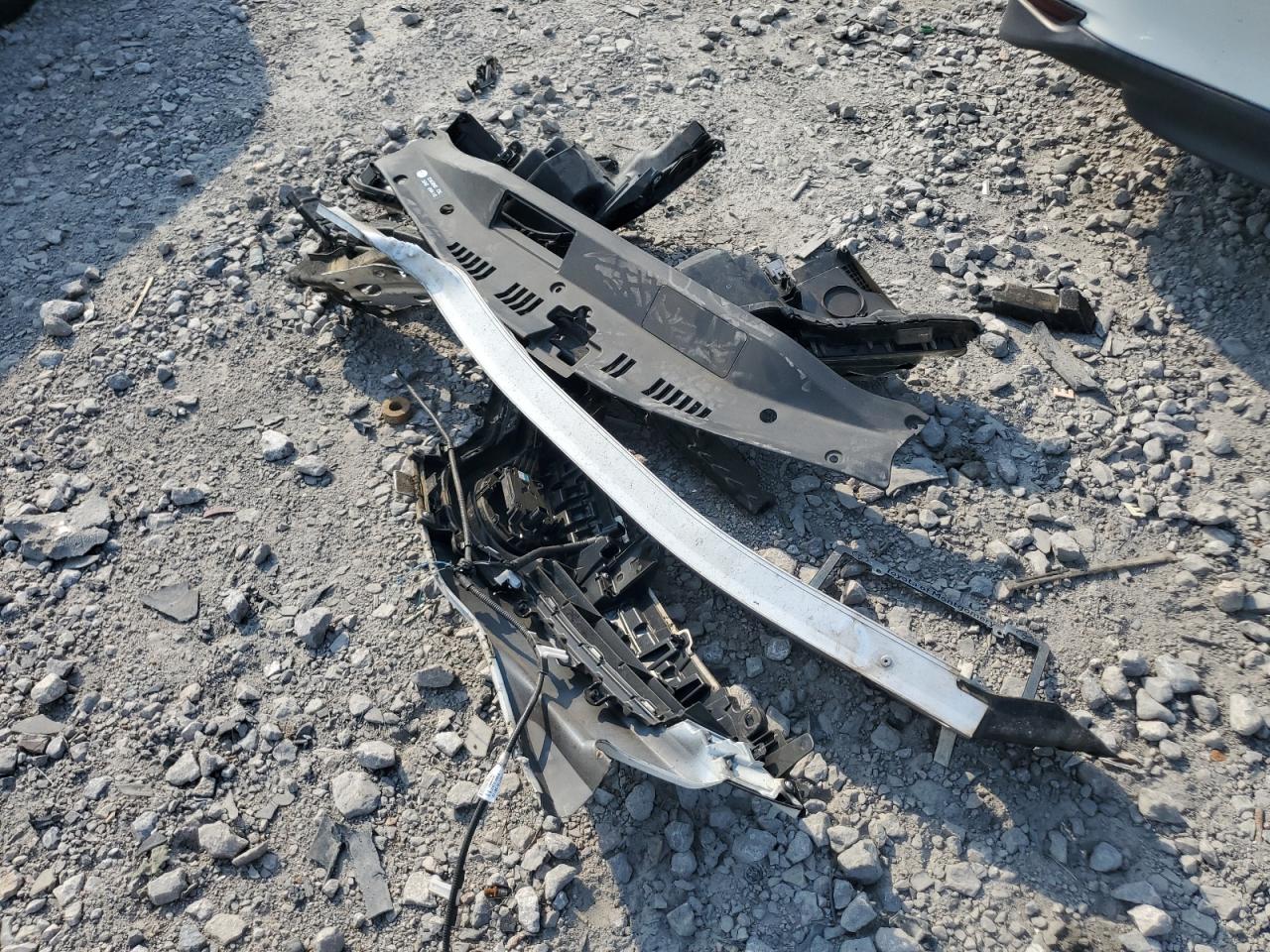 2018 Toyota Camry L VIN: 4T1B11HK4JU649078 Lot: 62685495