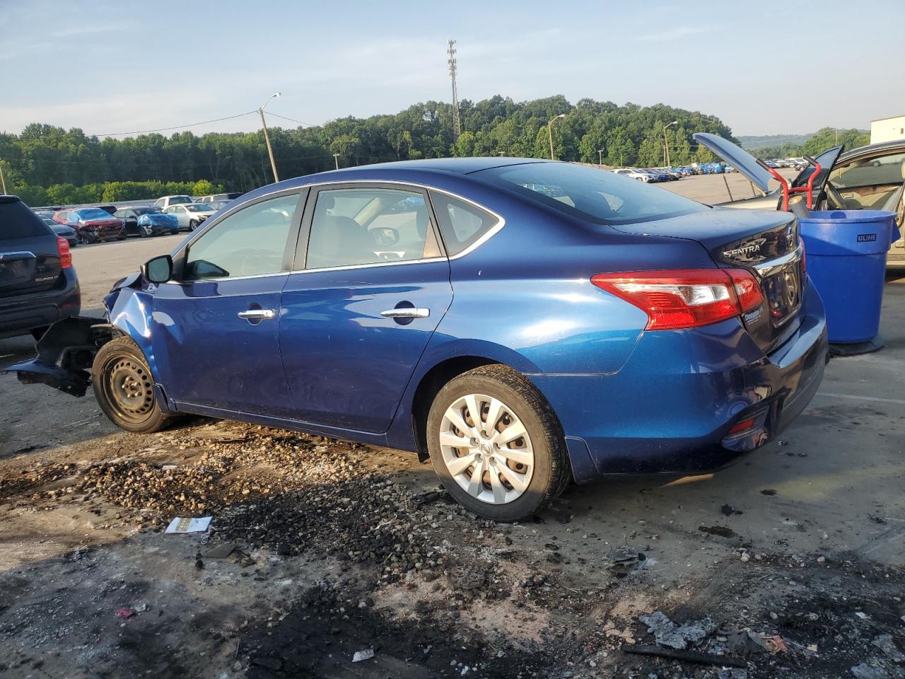 NISSAN SENTRA 2017 VIN 3N1AB7AP5HY205045 фото 2