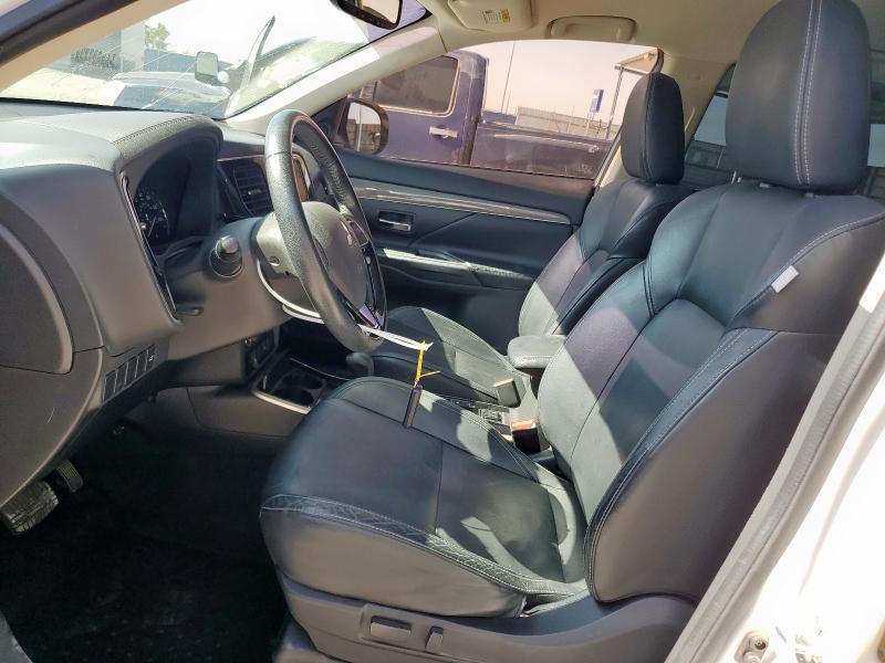  MITSUBISHI OUTLANDER 2019 Белы