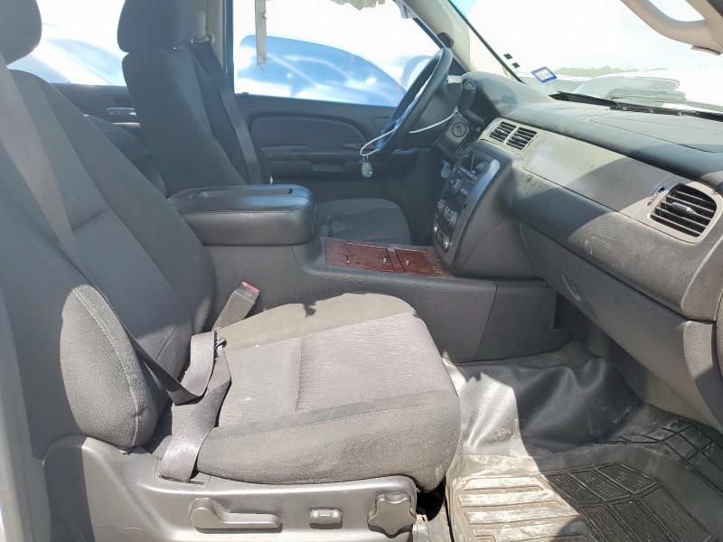  CHEVROLET TAHOE 2013 White