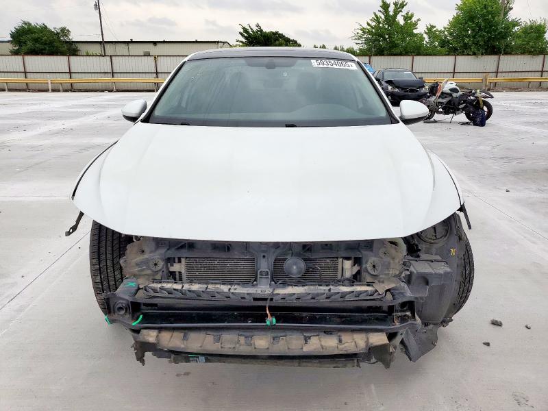  VOLKSWAGEN JETTA 2019 White