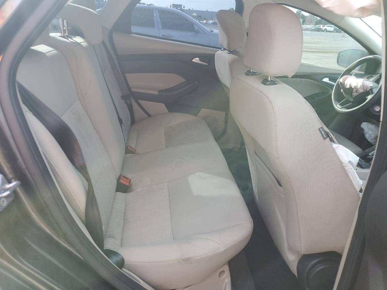 2017 Ford Focus Se VIN: 1FADP3F24HL302060 Lot: 59594385