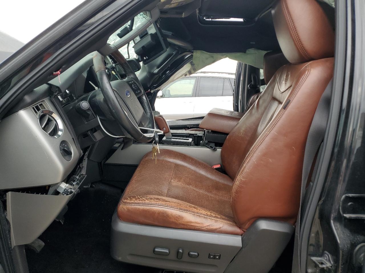 2011 Ford Expedition Xlt VIN: 1FMJU1J50BEF14974 Lot: 60712935