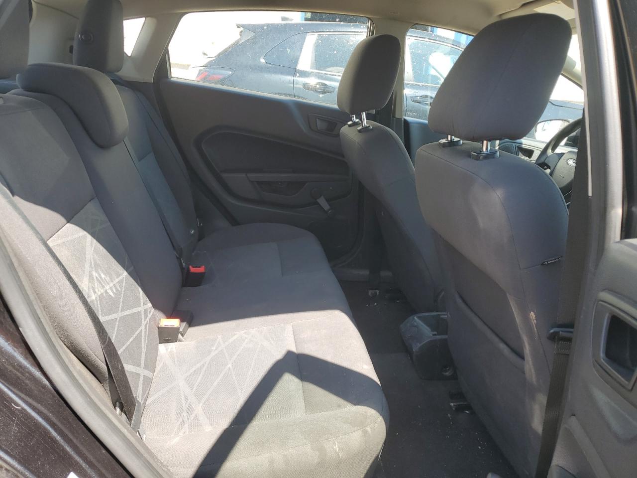 2014 Ford Fiesta S VIN: 3FADP4TJ5EM242592 Lot: 62776905