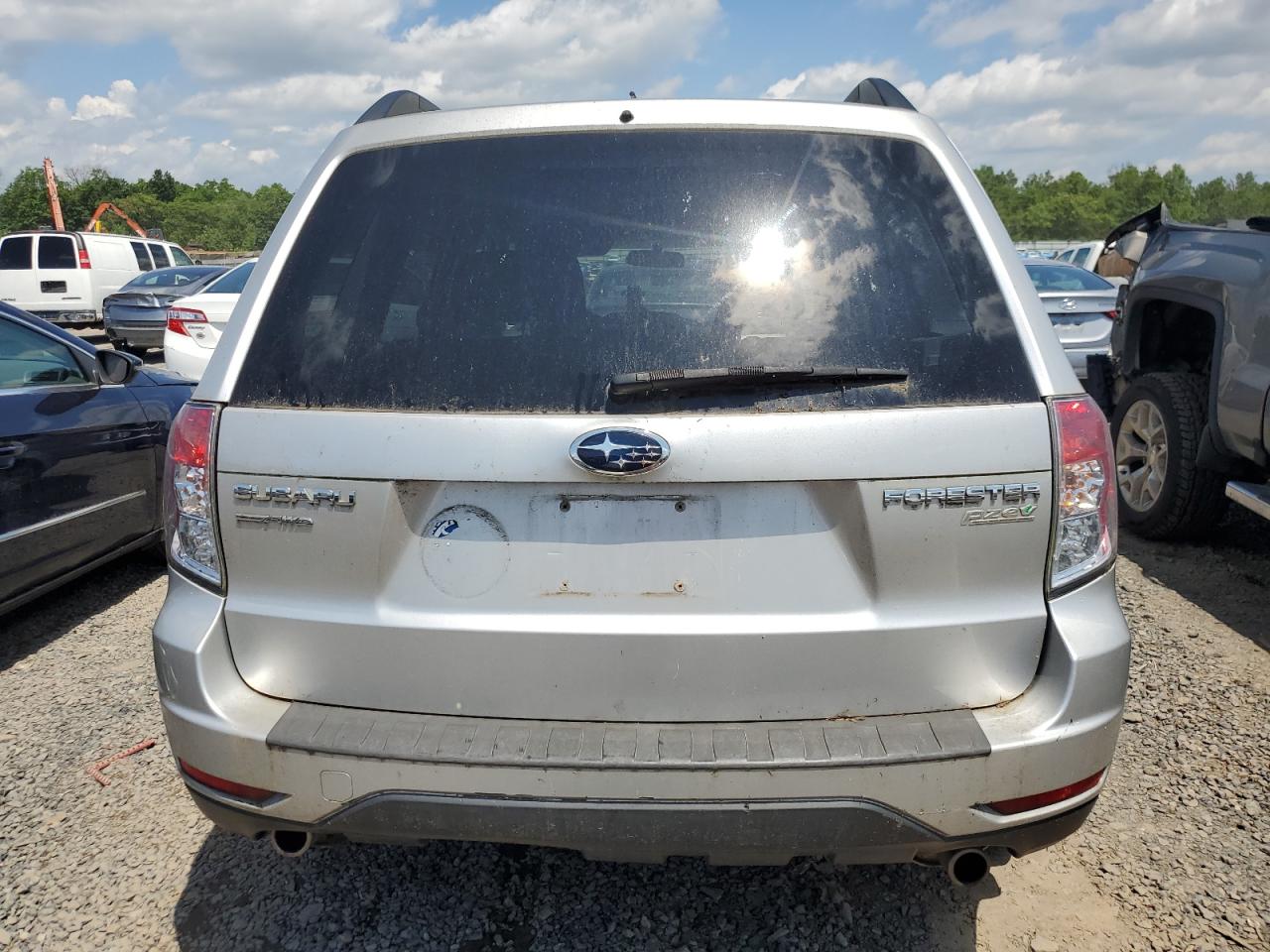 2010 Subaru Forester 2.5X Premium VIN: JF2SH6CC7AH747318 Lot: 61832835