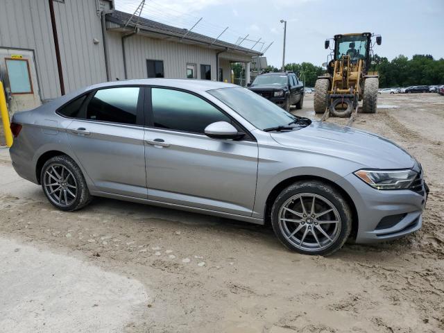  VOLKSWAGEN JETTA 2020 Серебристый